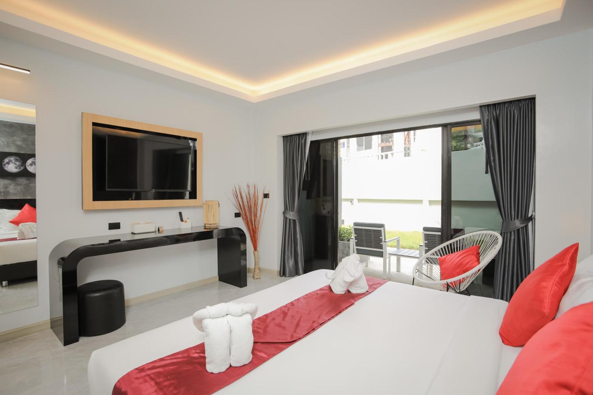 Etk Patong Resort Exteriör bild