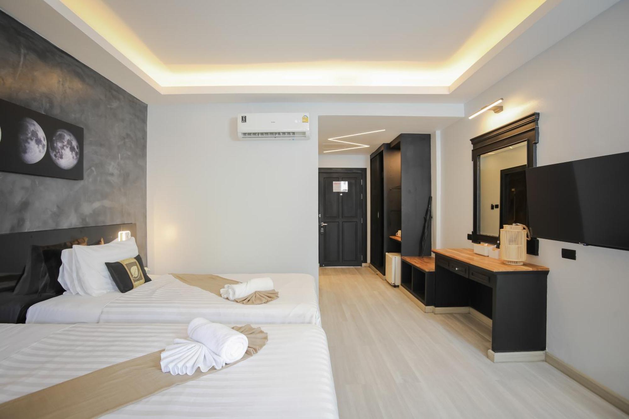 Etk Patong Resort Exteriör bild