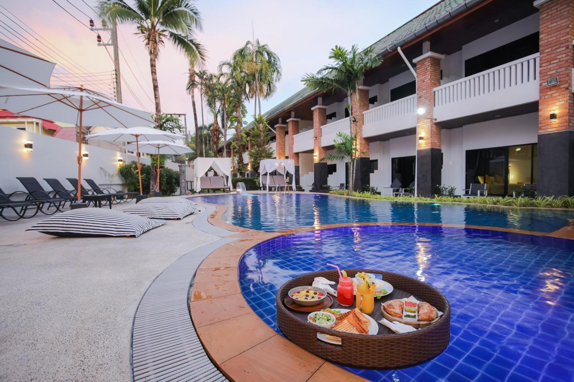 Etk Patong Resort Exteriör bild