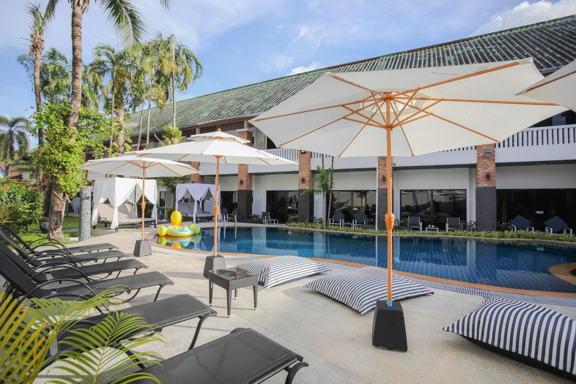 Etk Patong Resort Exteriör bild